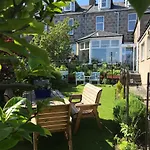 Aurora Guest House