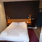 Royal Hotel