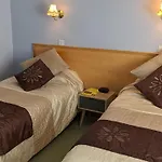 Leys Hotel