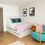 Chic Apartments And Studios At The Point In Aberdeen