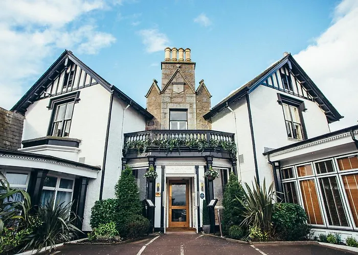Palm Court Hotel
