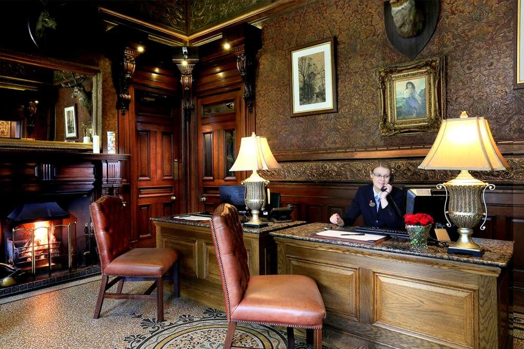 Macdonald Norwood Hall 4*
