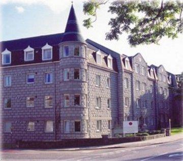 The Spires Serviced * Aberdeen