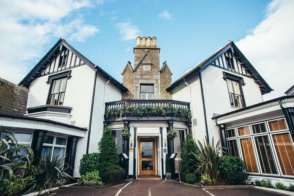 Palm Court Hotel 4*