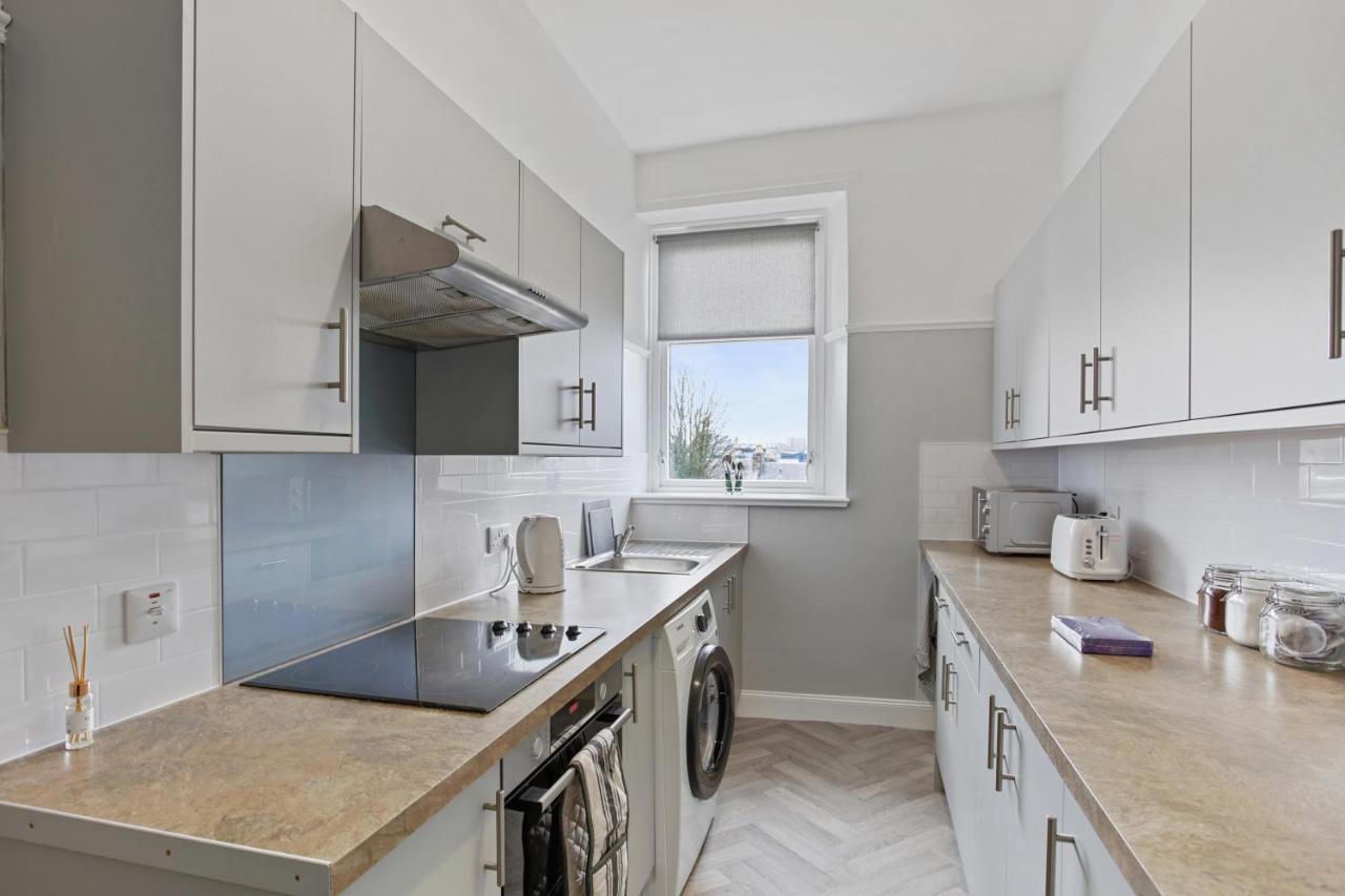 Lovely 3 Bedroom In Centre Aberdeen