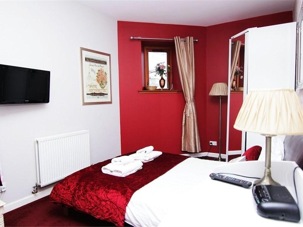 Rosemount Palace 3* Aberdeen