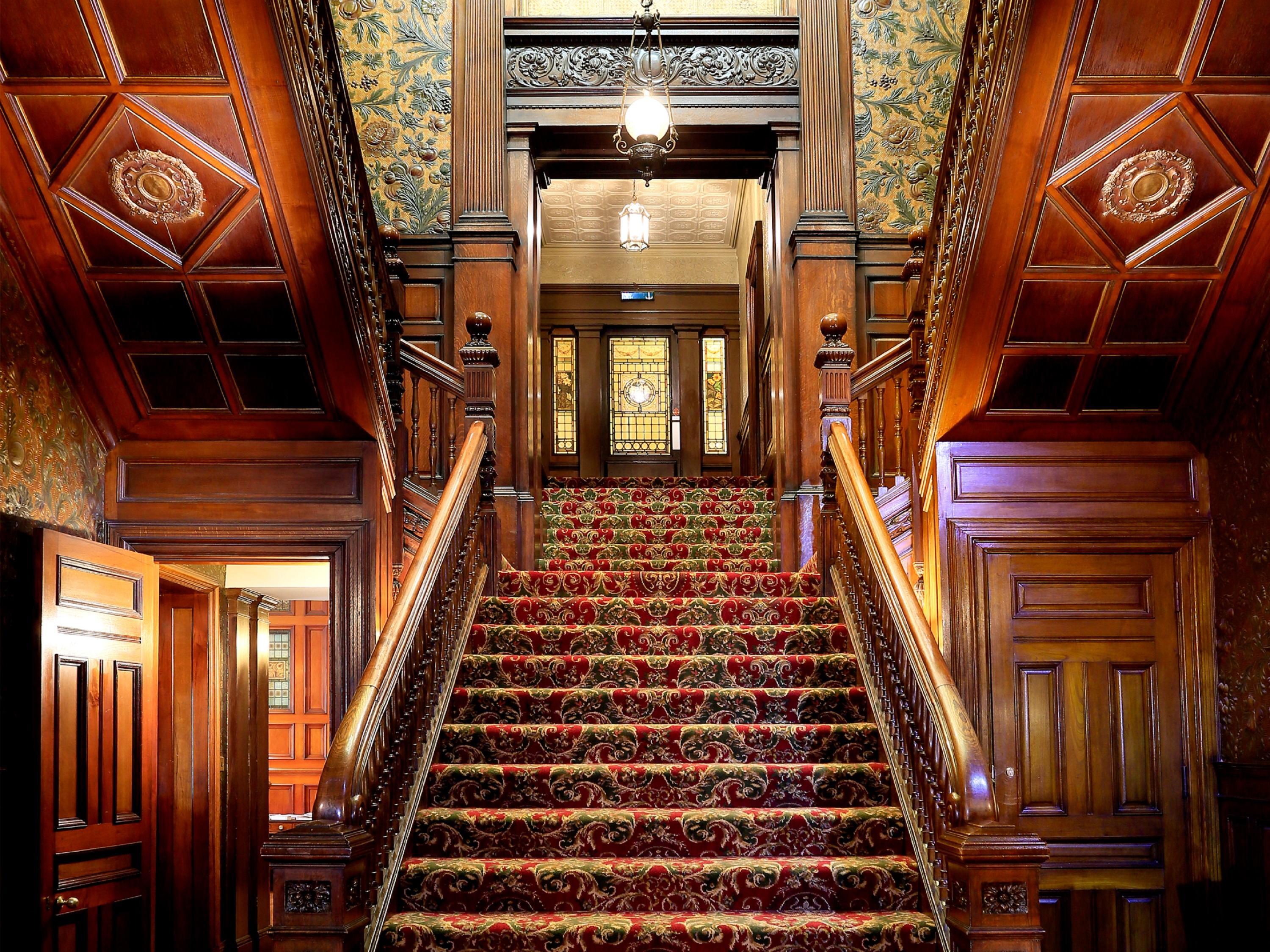 Macdonald Norwood Hall 4*