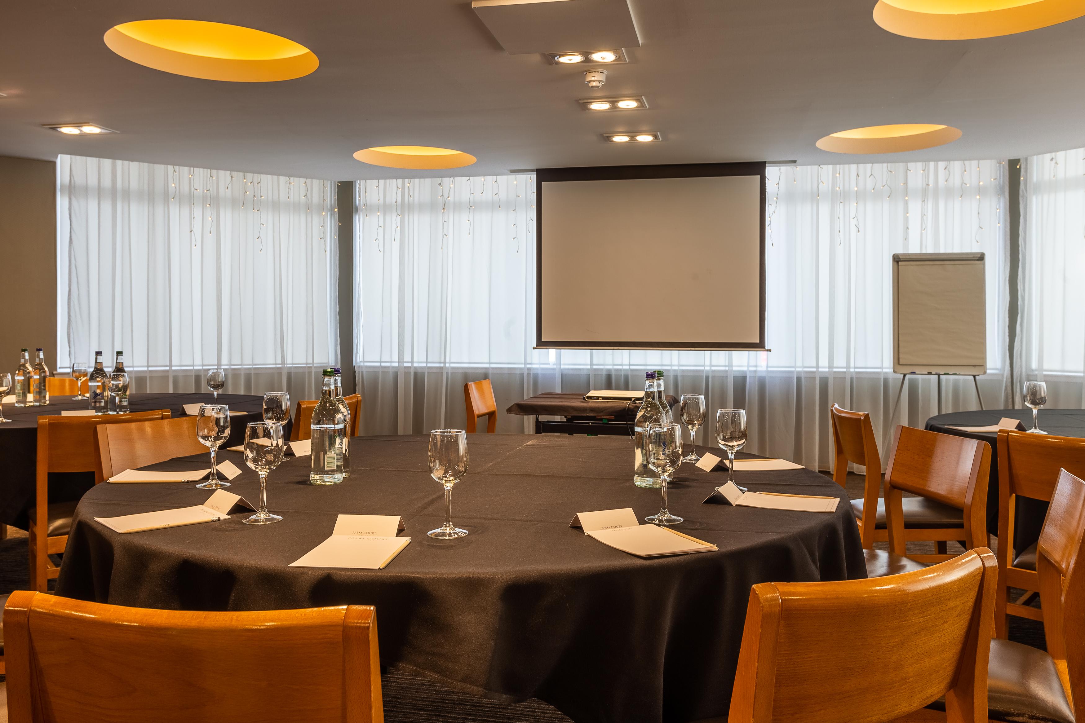Palm Court 4* Aberdeen