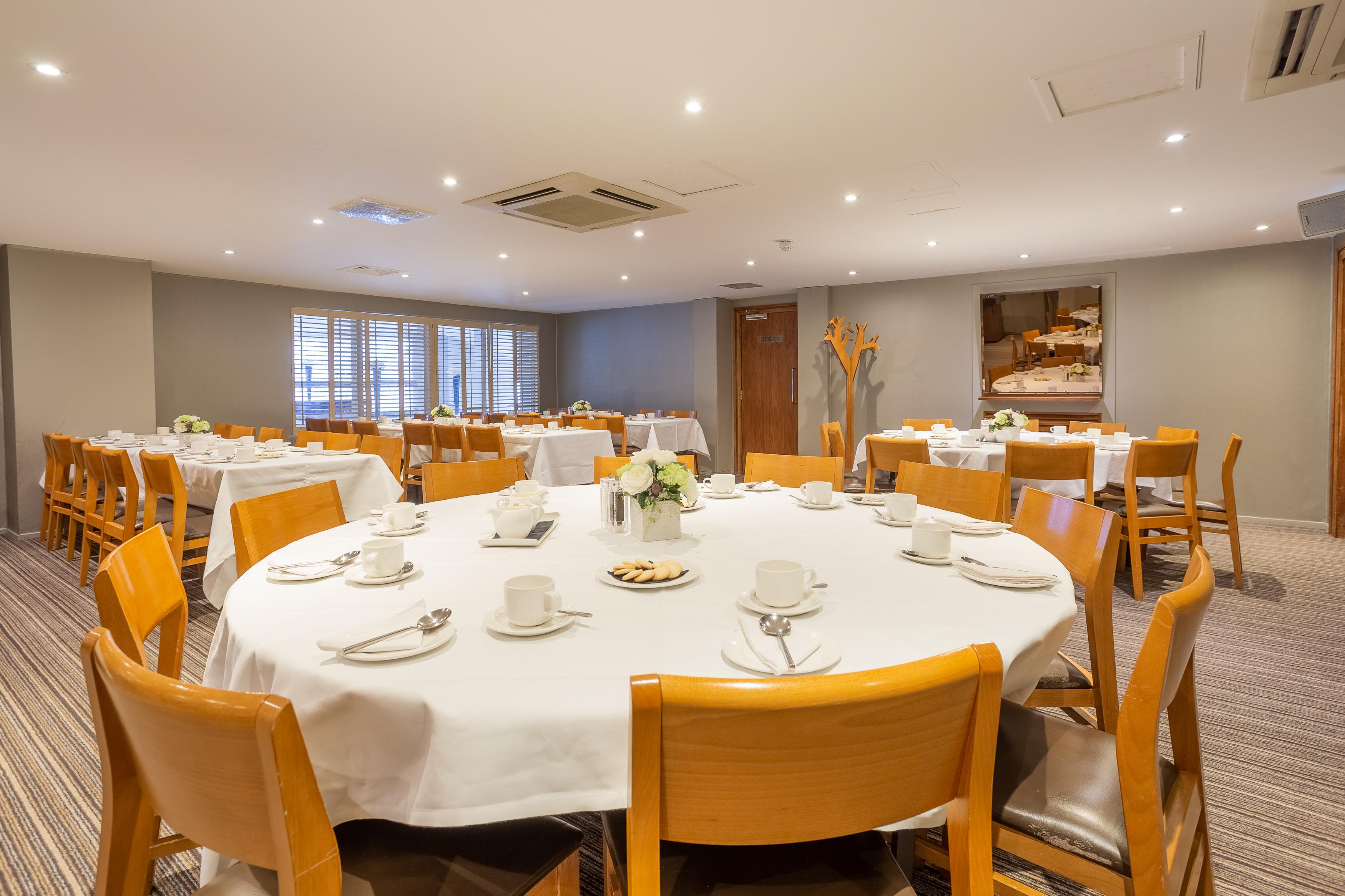 Palm Court 4*