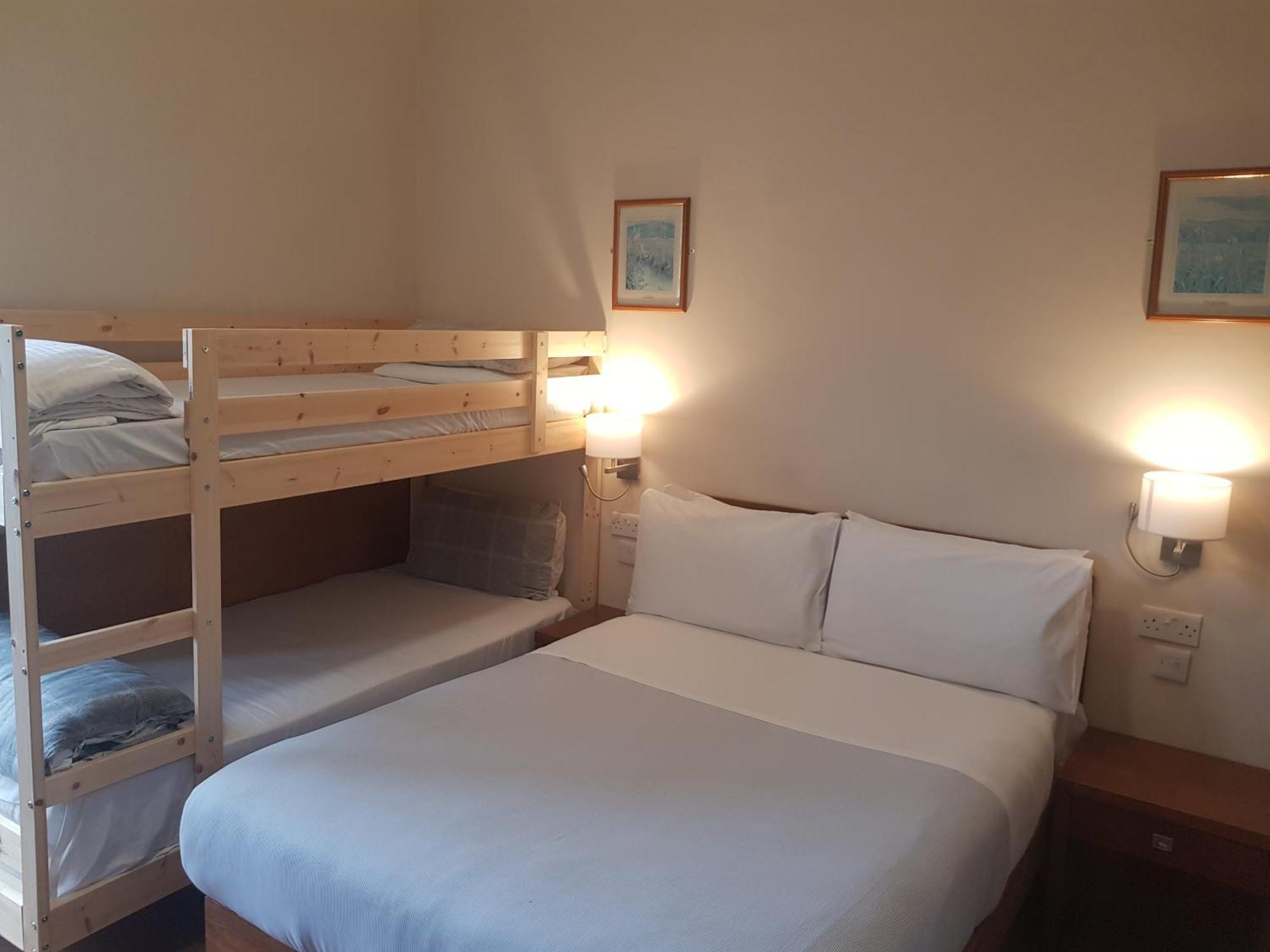 Hotel House 3*