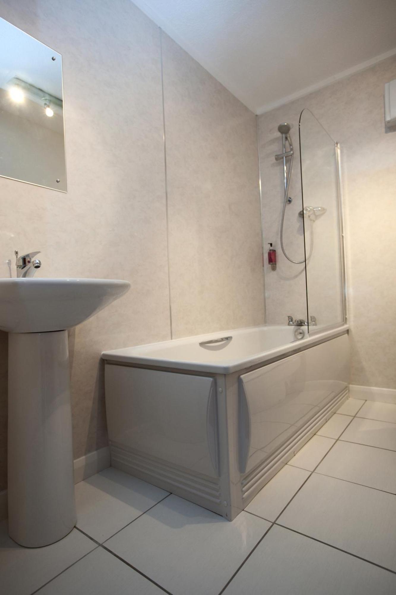 Apartment The Spires Serviced Aberdeen