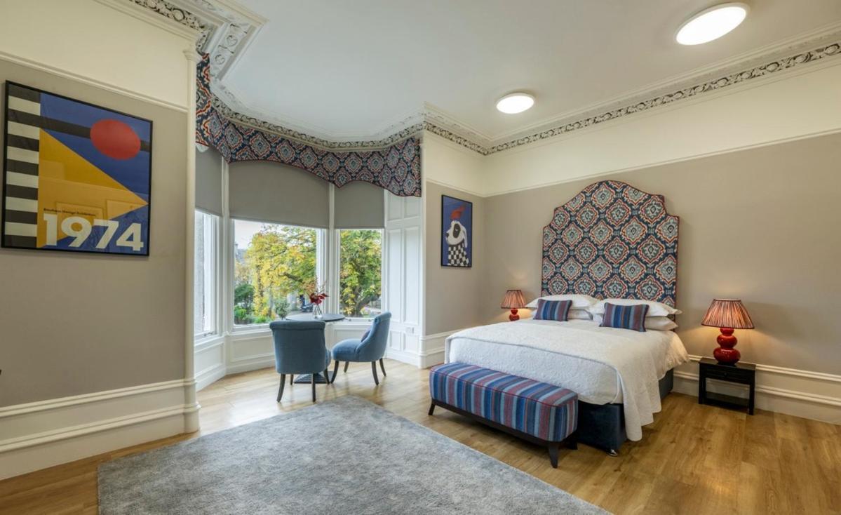 8qr Hotel