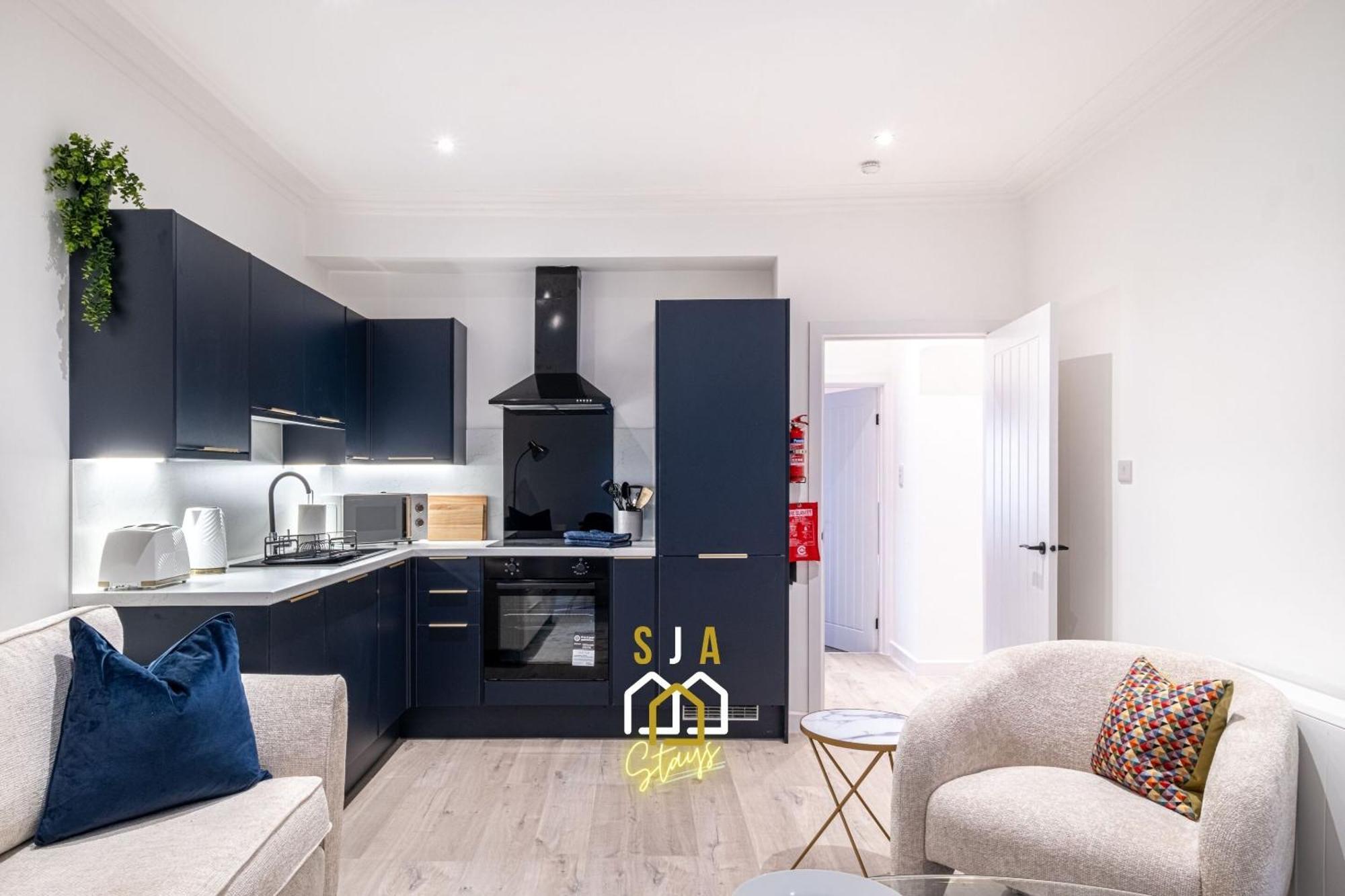 Apartment Holburn Hideaway - Sja - Modern 2 Bed Aberdeen