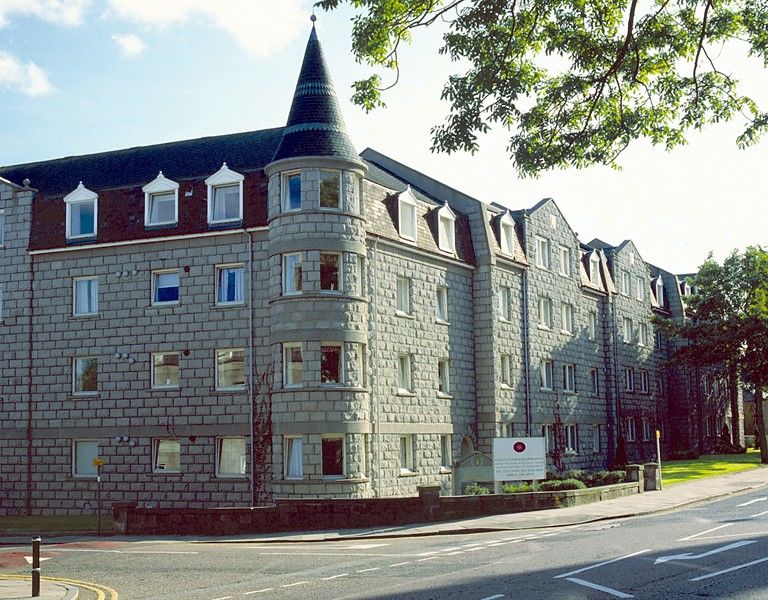 Apartment The Spires Serviced *