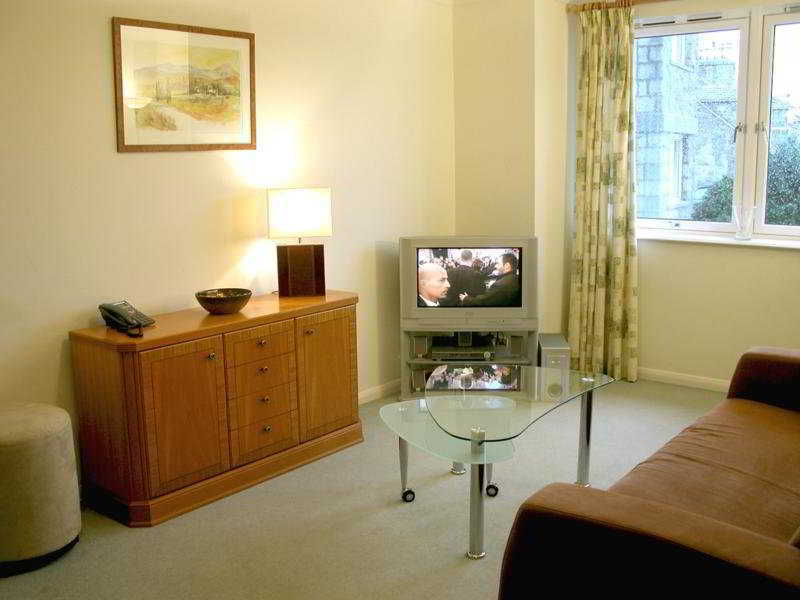 Apartment The Spires Serviced