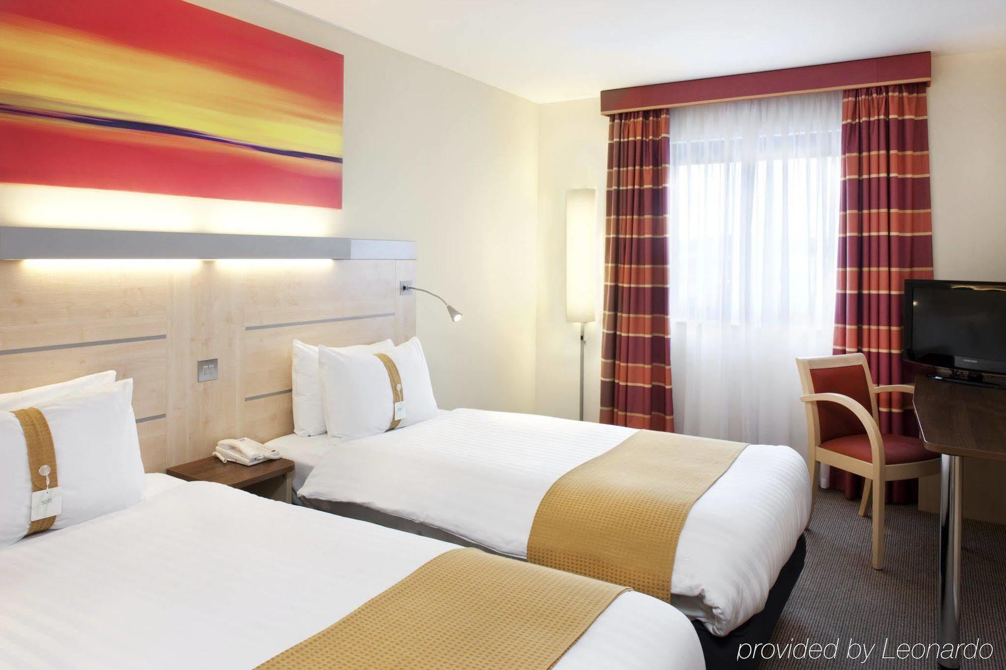 Express - Bridge Of Don Hotel 3*