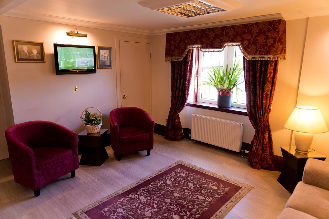 Leys Hotel 3*