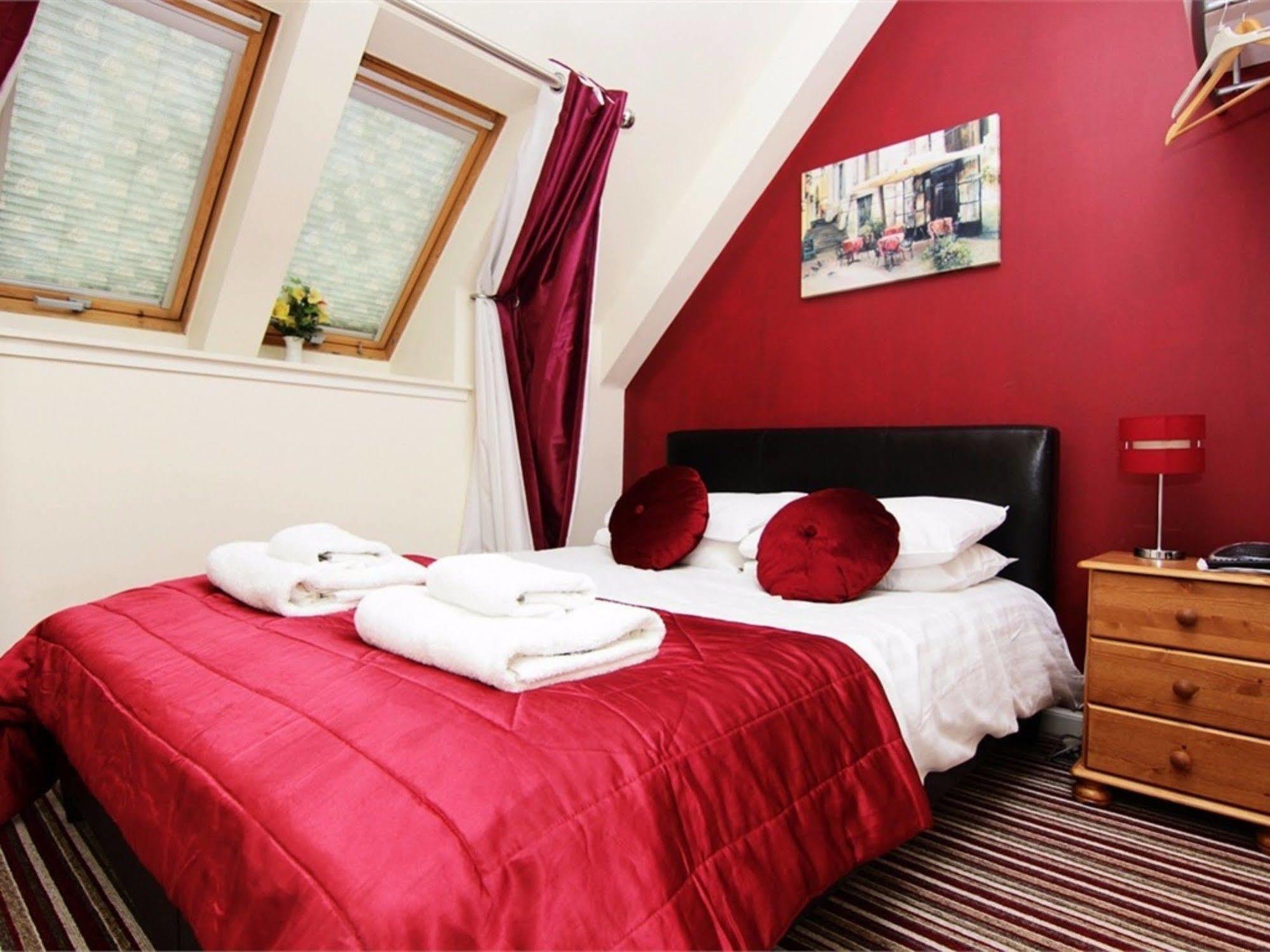 Rosemount Palace 3* Aberdeen