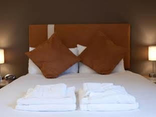 The Spires Serviced Apartment