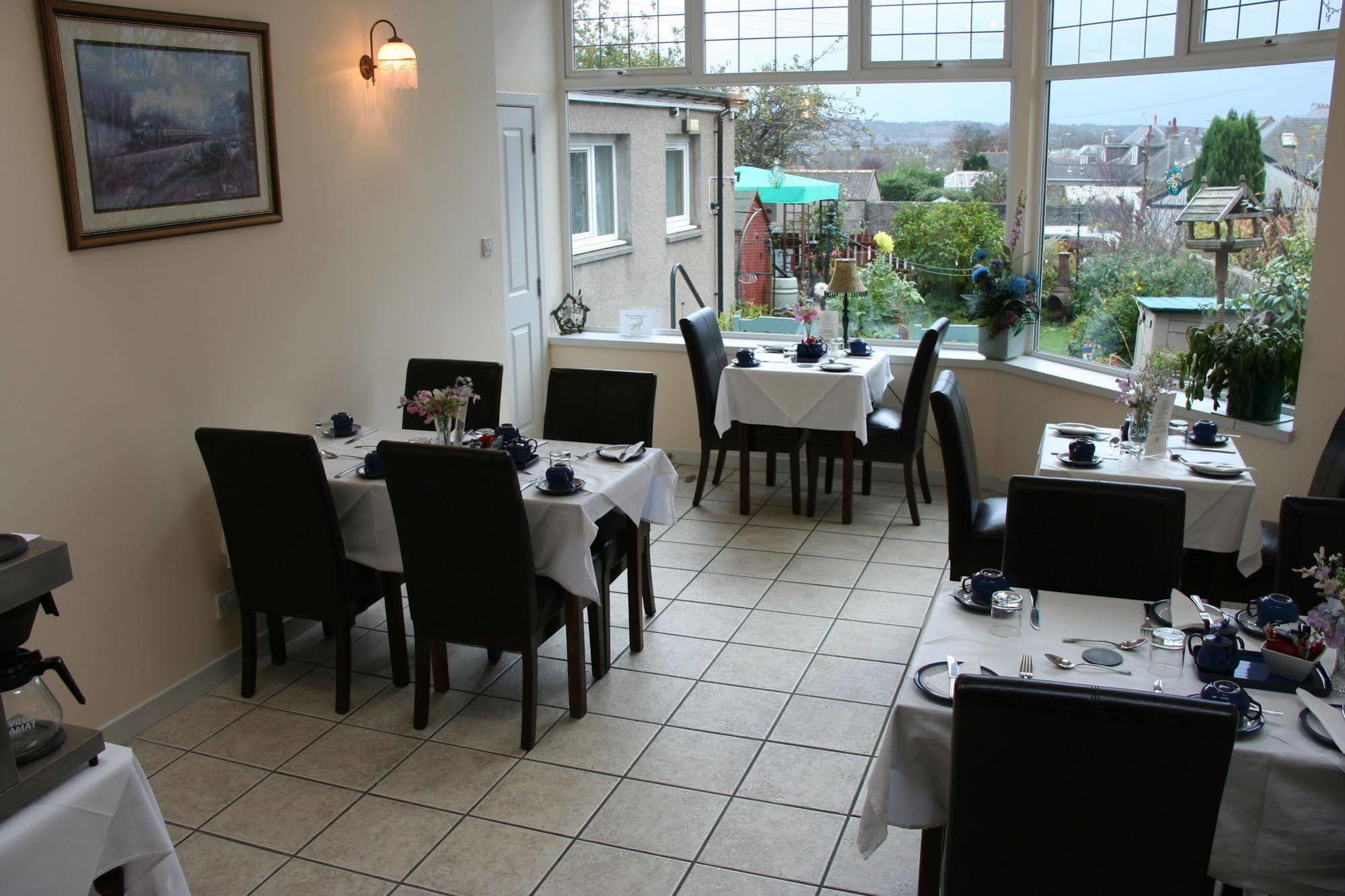 Guest house Aurora 4*