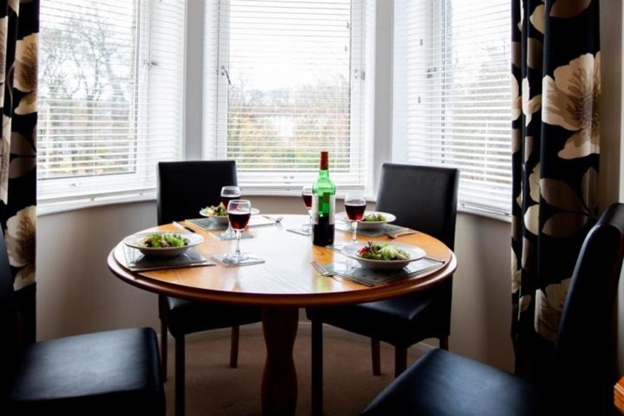 Apartment The Spires Serviced *
