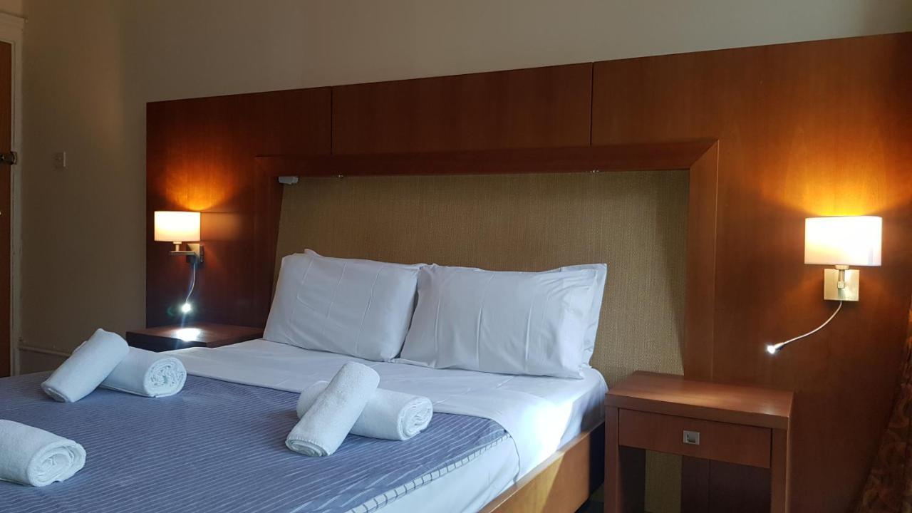 House Hotel