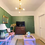 Old City Gem Flat