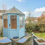 10 Goodhope Gardens
