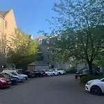 Rennies Court
