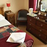 The Royal Crown Guest House