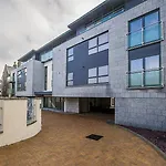 West End Apartments