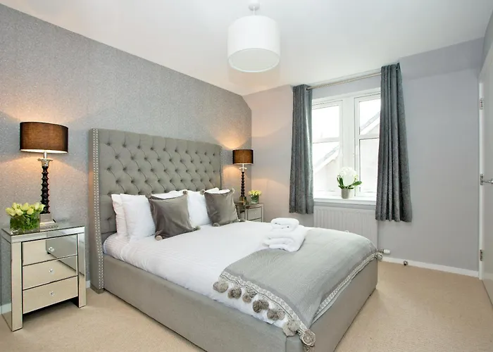 Contemporary Apartment Close To Aberdeen City Centre