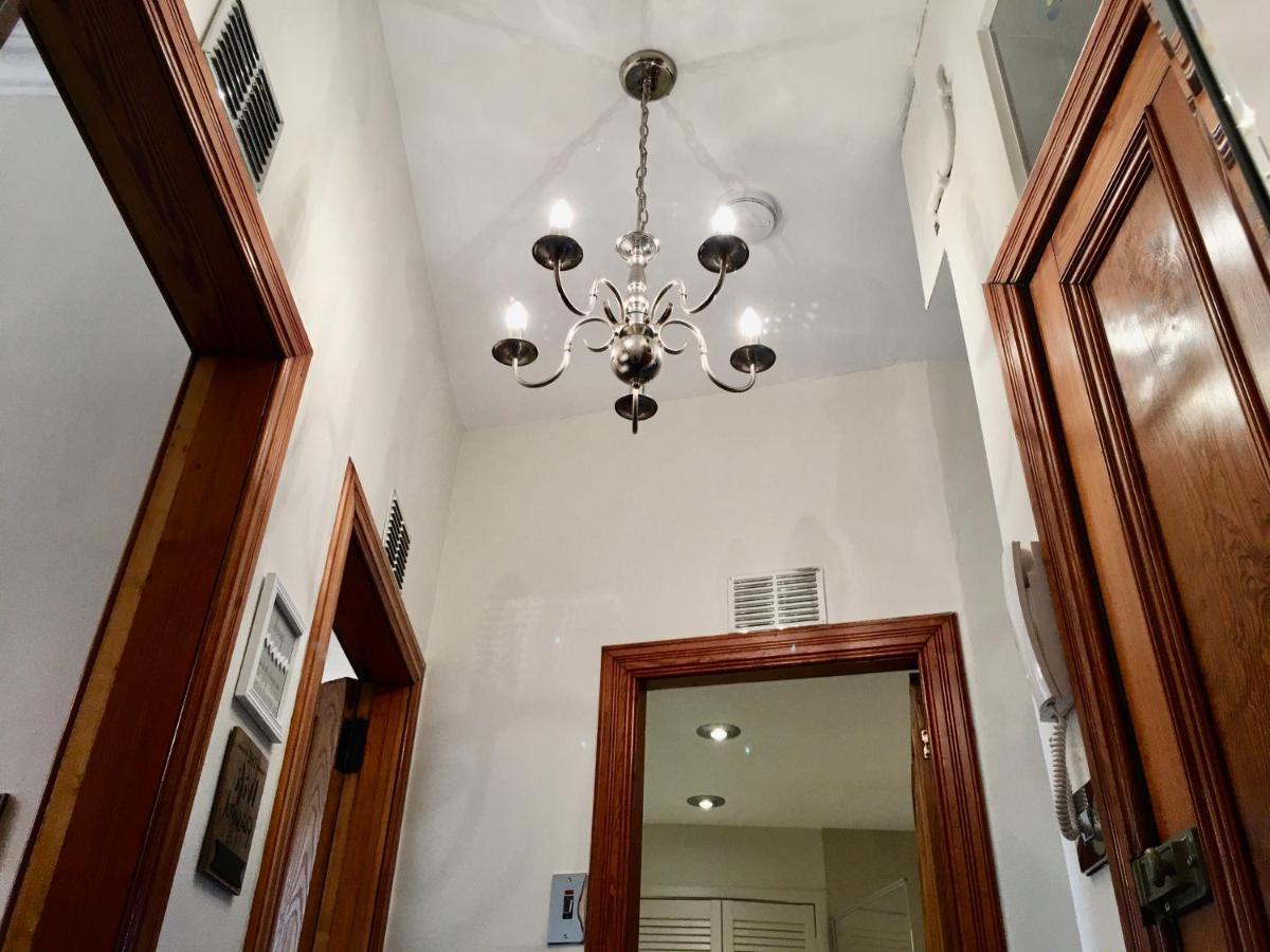 Cosy 2 Bedroom Central - Free Parking, Free Wifi