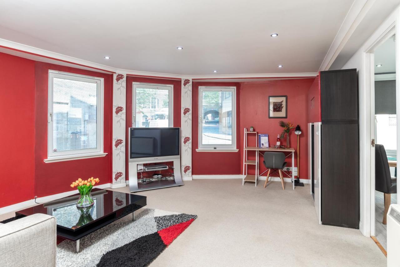 Historic Location, Private Parking, Ground Floor Luxury Flat * Aberdeen