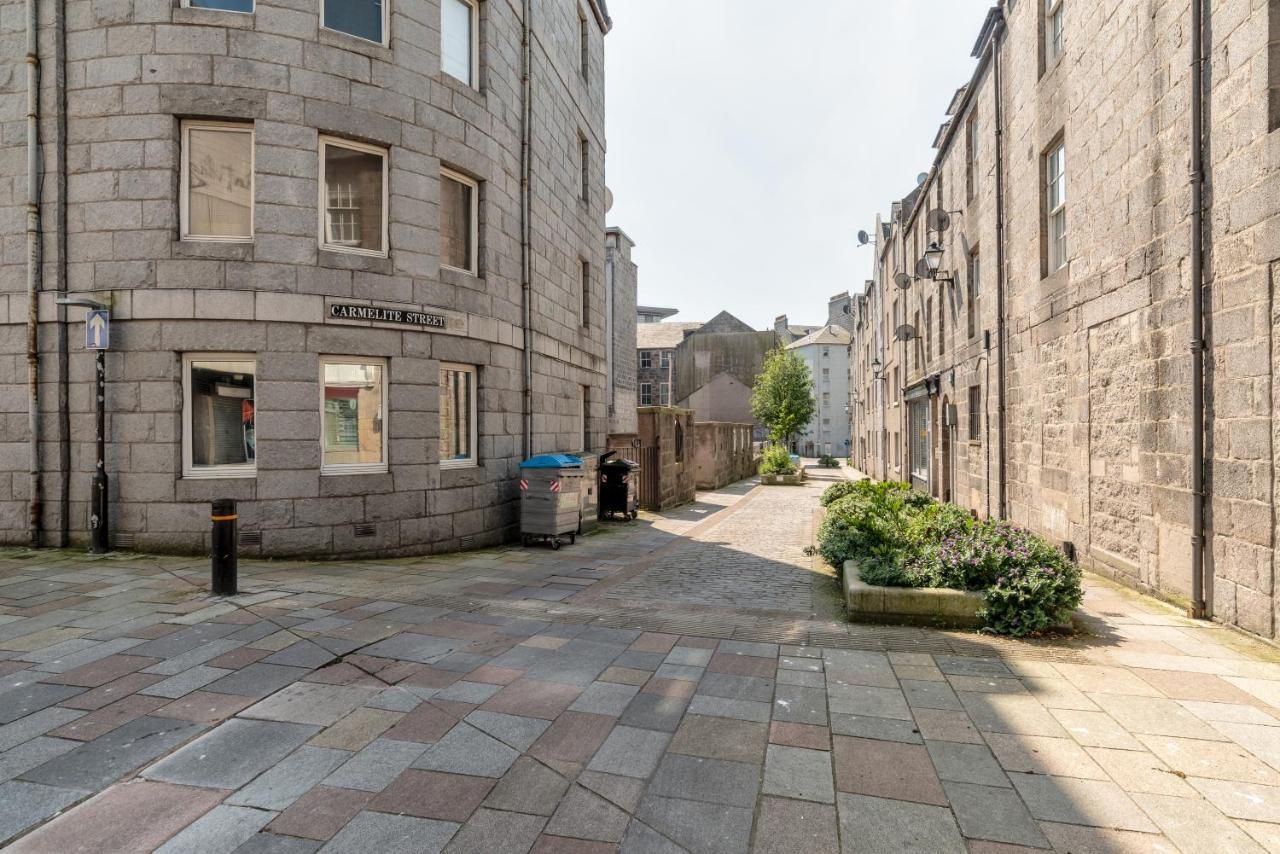 Historic Location, Private Parking, Ground Floor Luxury Flat *