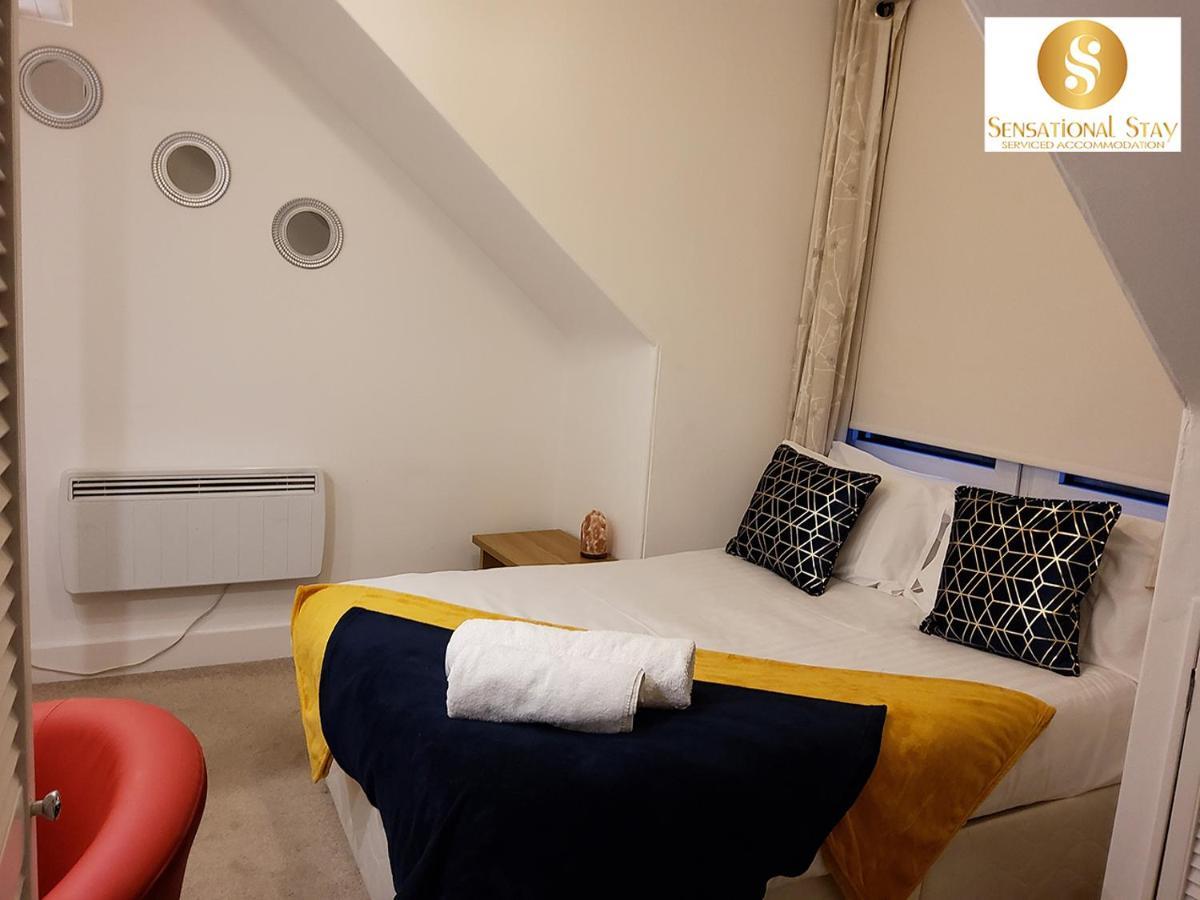 2 Bedroom At Sensational Serviced - Clifton Road *