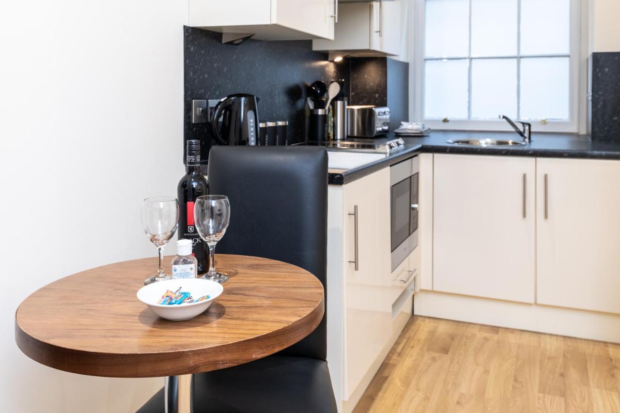 Victoria Court - Apartment *