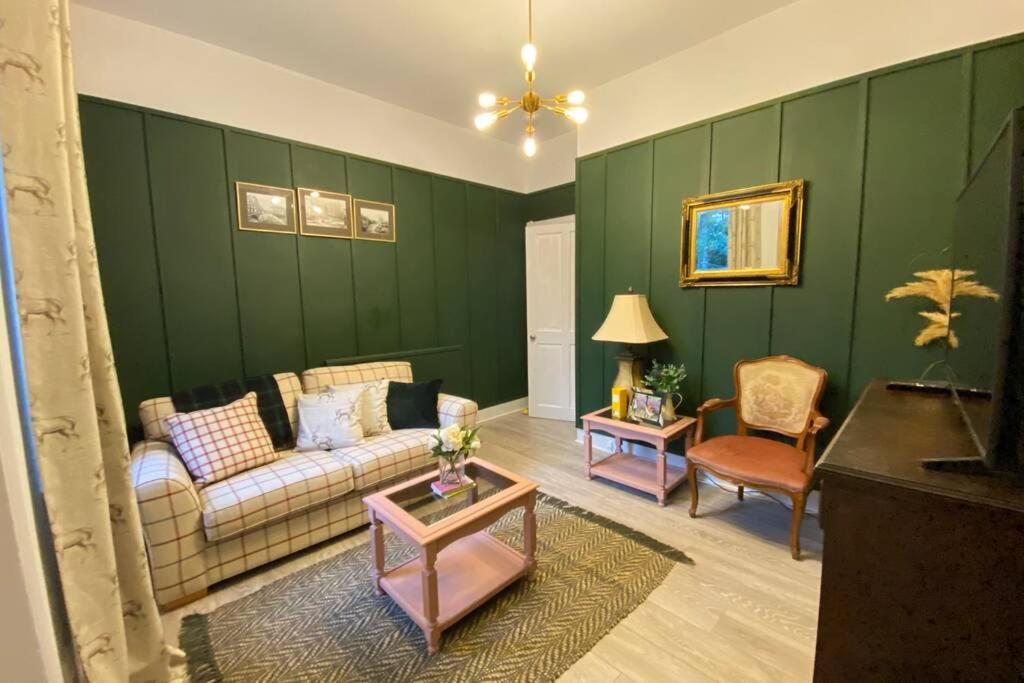 Old Gem Flat Apartment *
