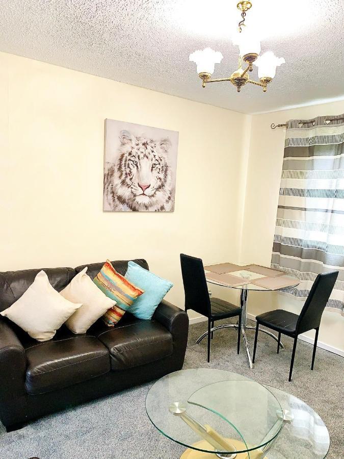 Executive Quiet Home-office Combo *