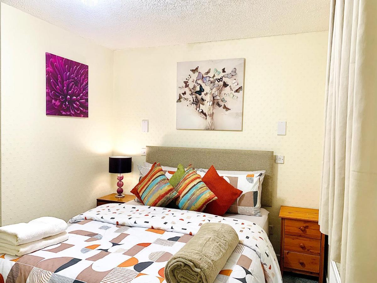 Executive Quiet Home-office Combo Apartment *