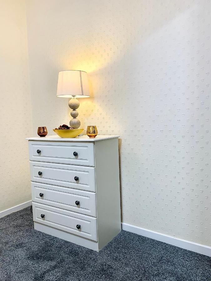 Apartment Executive Quiet Home-office Combo *