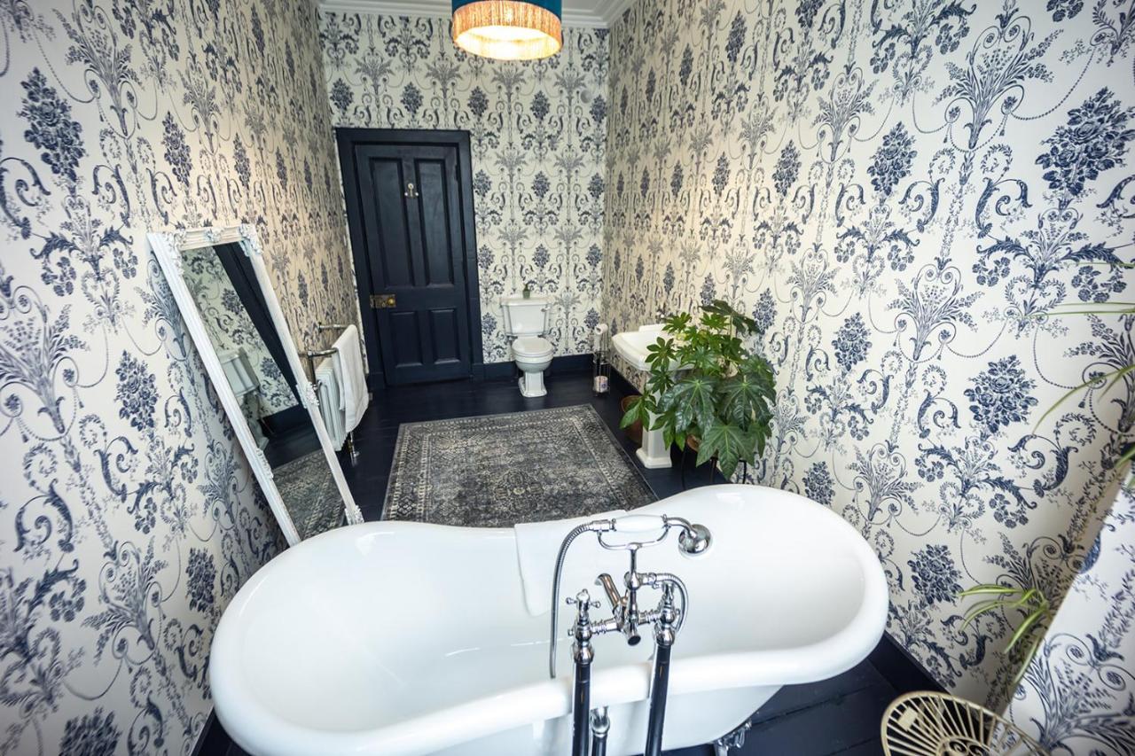 Apartment Stunning Period In The Heart Of The Aberdeen