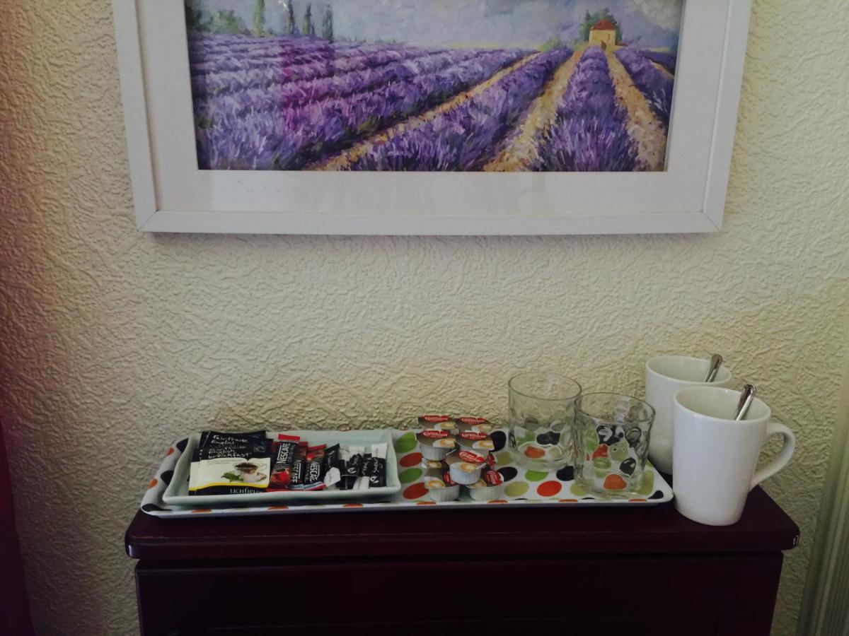 Brentwood Bed & Breakfast