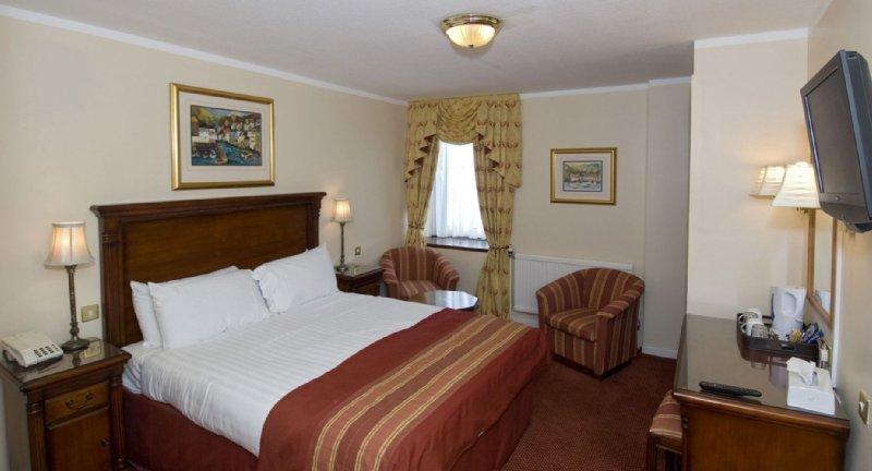 Hotel Douglas 3*
