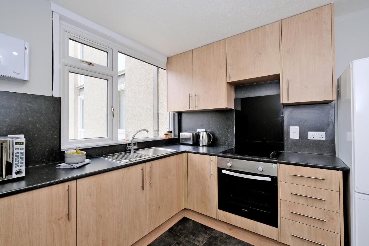 Cooper Court Apartment