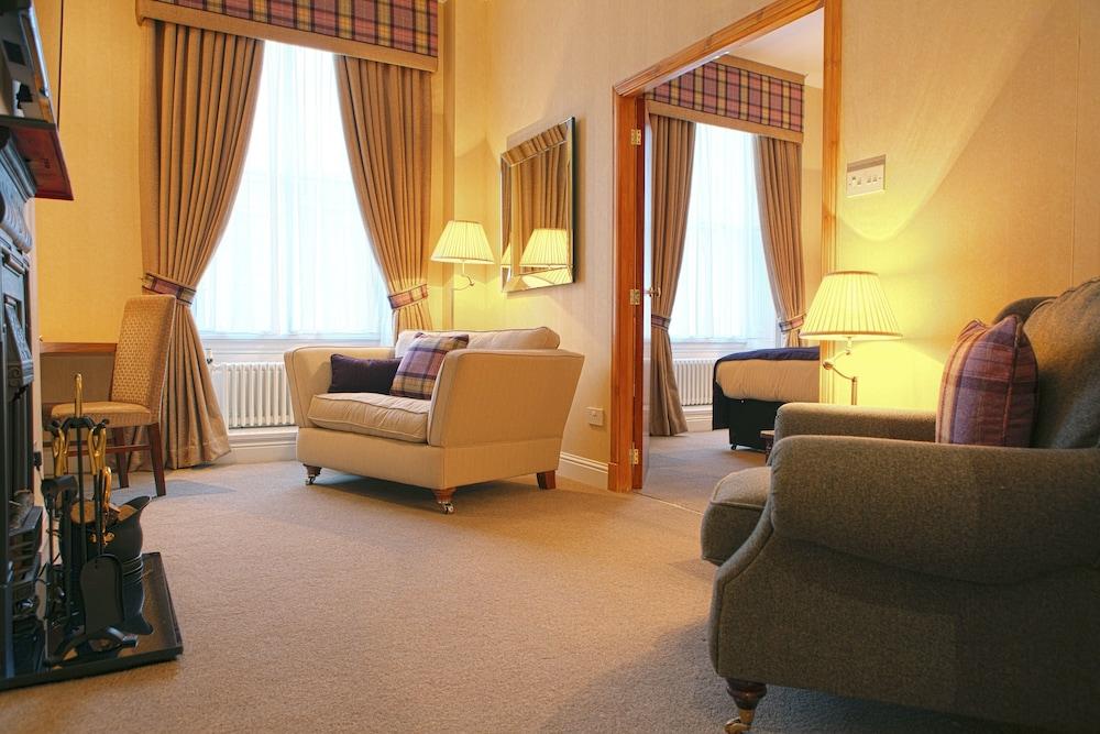 Hotel Douglas