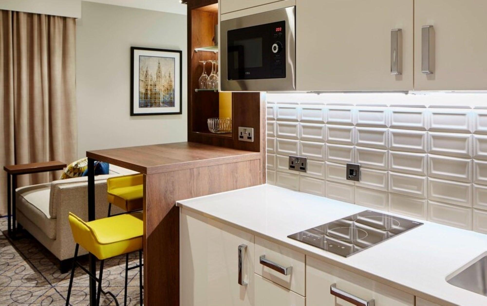 Hotel By Marriott
