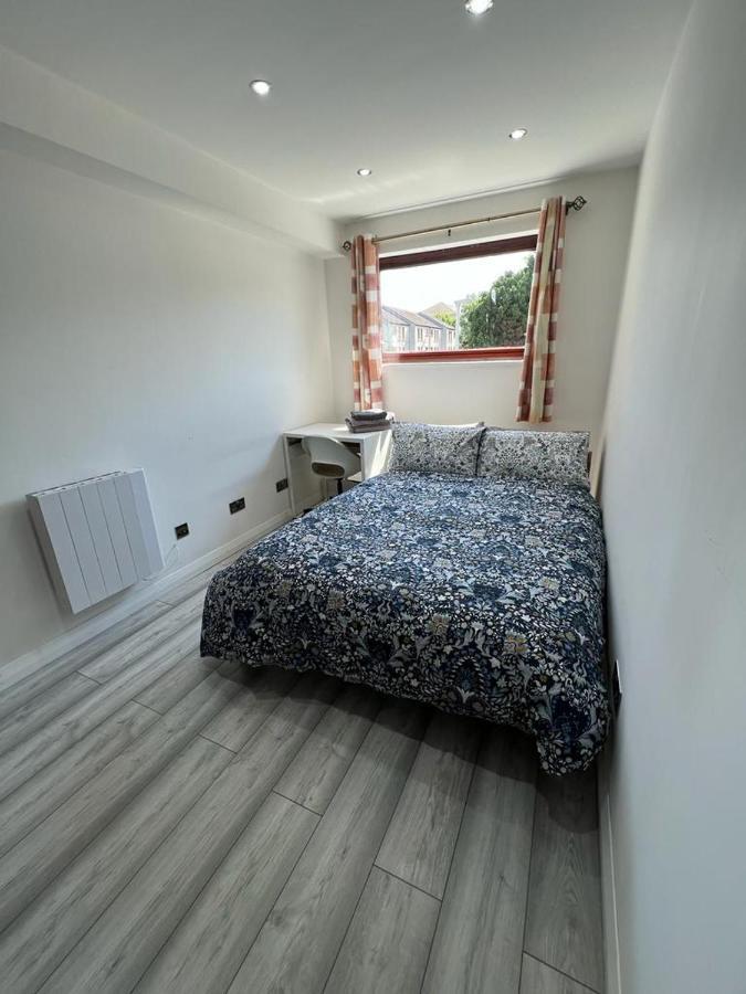Lovely 3-bedroom Flat With Free Parking * Aberdeen