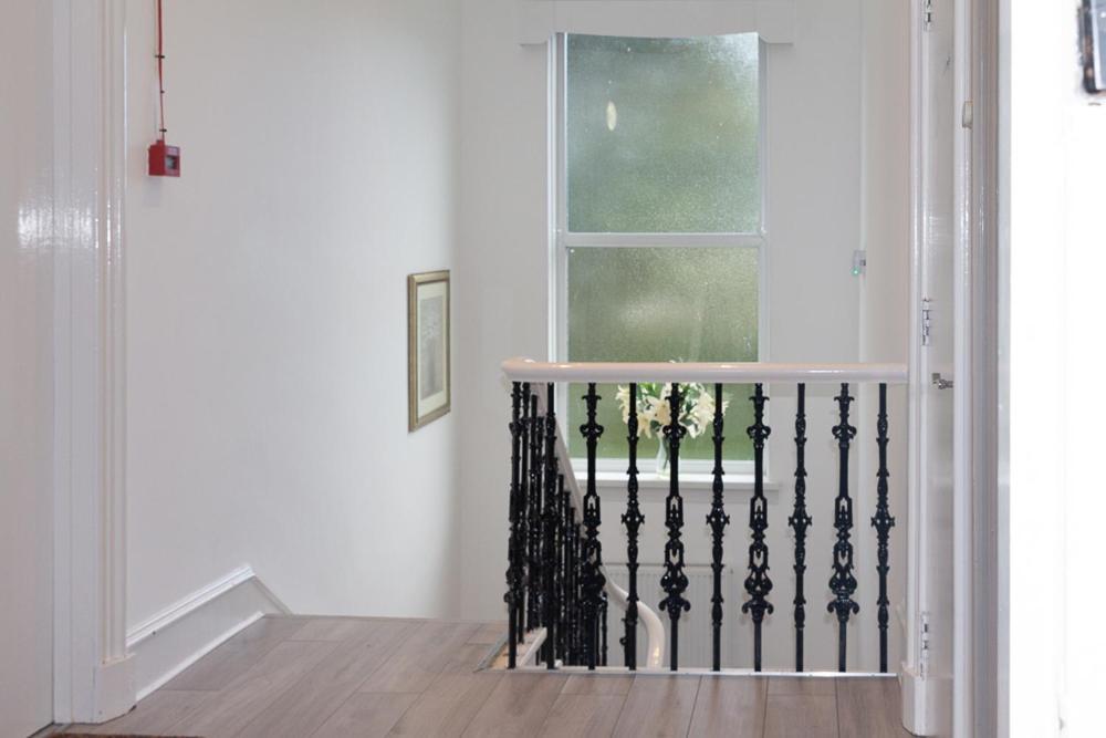 Vion - King Suites Apartment