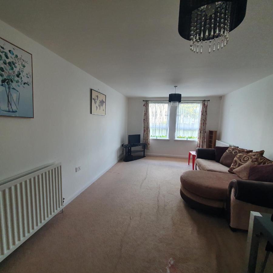 2-bedroom Back Hilton Area - Ground Floor, Center Apartment Aberdeen